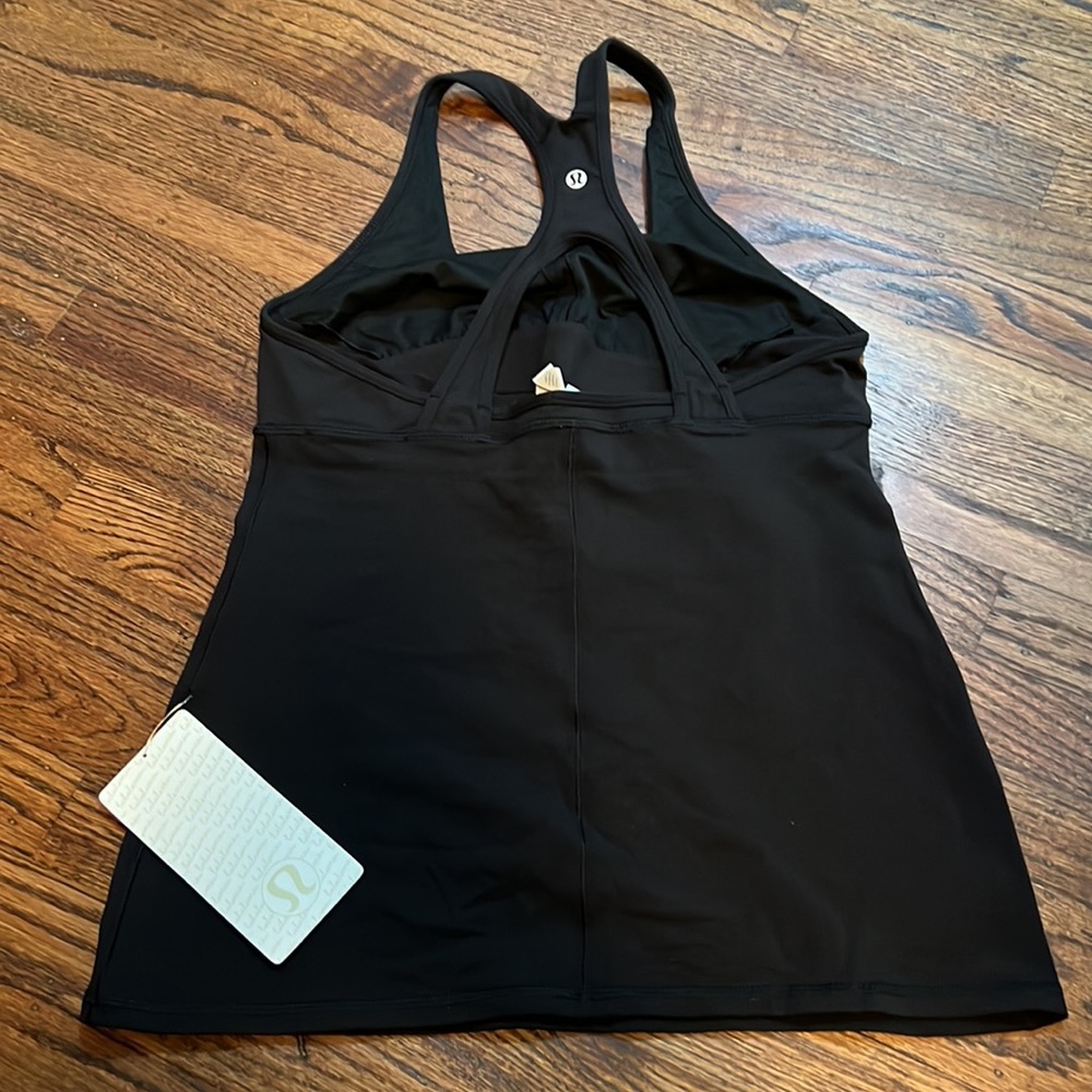 Lululemon - Satnam Tank / size 8 / NWT - Picture 2 of 2